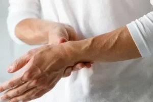 Asam Urat: Gejala, Penyebab, dan Cara Mengobati