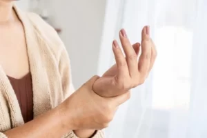 Berapa Kadar Asam Urat Normal Wanita? Simak Ini!